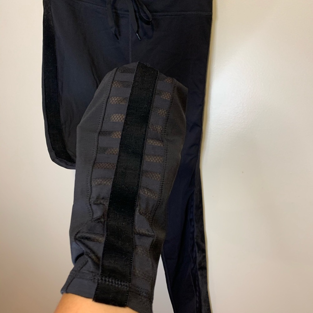 NEW! The Upside Velvet Stripe Yoga Leggings - Picture 6 of 9